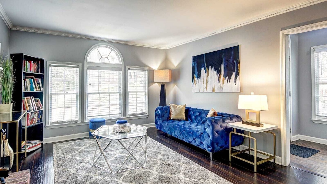Photo of Livingroom in Stone Mountain
