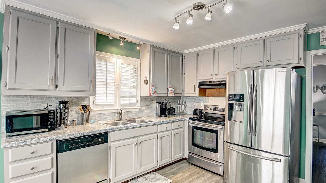 Photo of Kitchen in Stone Mountain