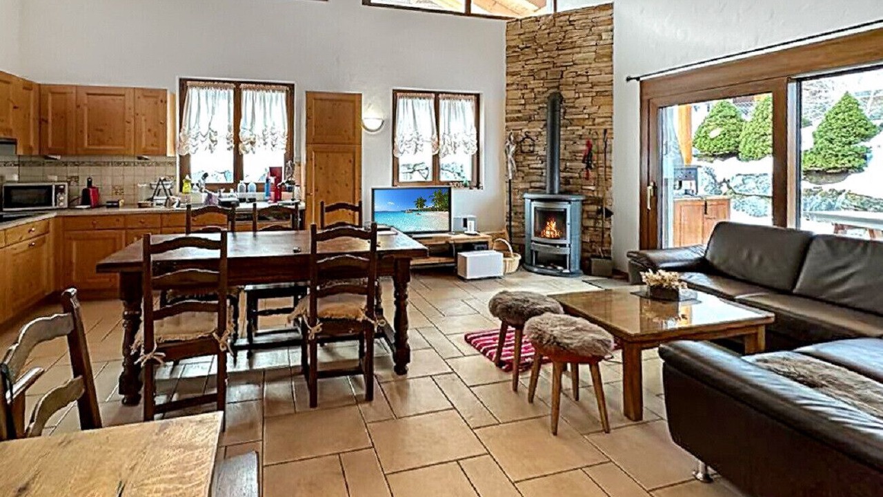 Photo of Livingroom in Saint-Pierre-de-Clages