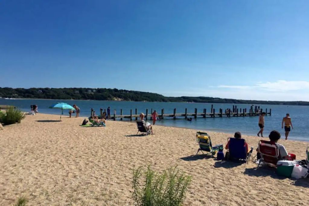 Photo of Others in Pipes Cove