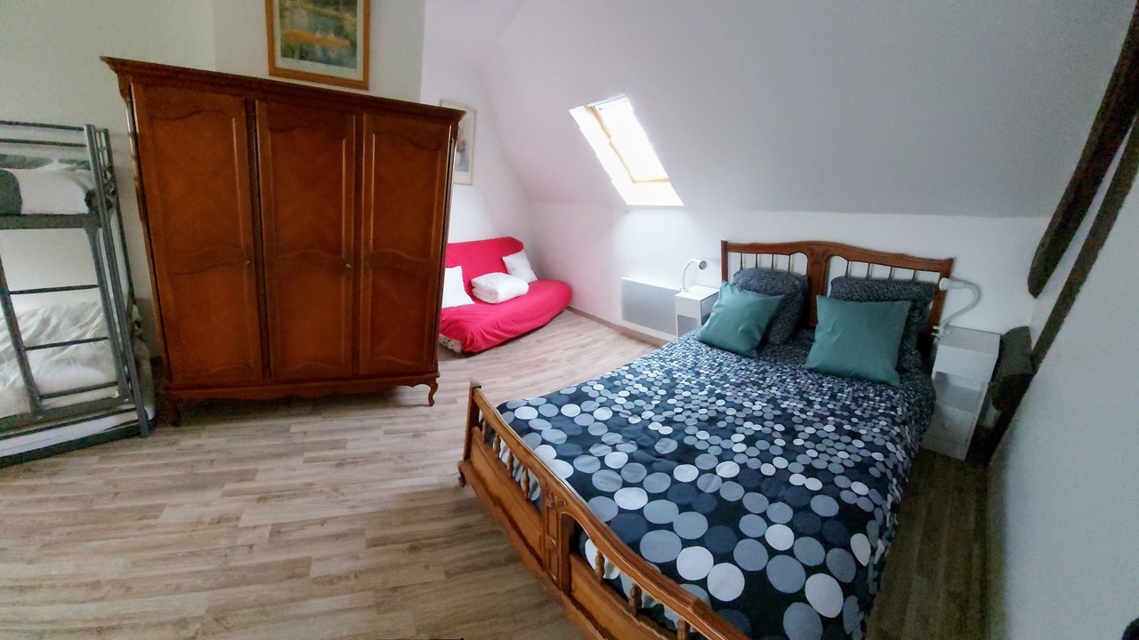 Photo of Bedroom in Nottonville