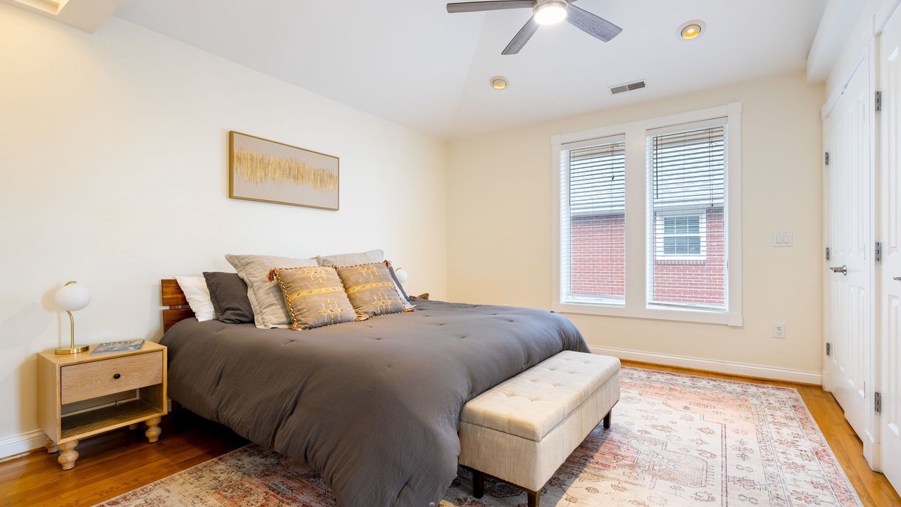 Photo of Bedroom in Rockcreek Lexington Road