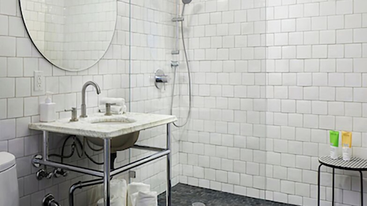 Photo of Bathroom in Bedford-Stuyvesant