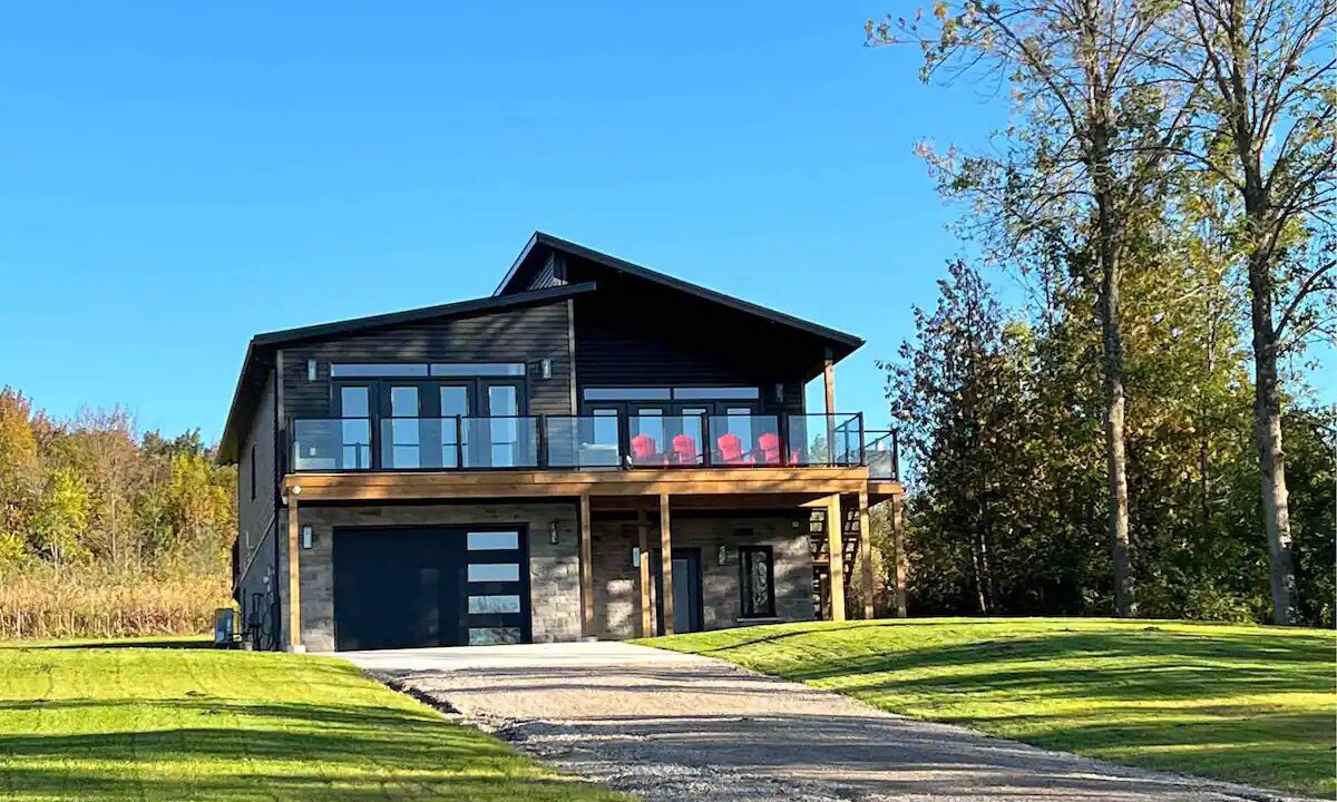 Photo of Outdoor in Colpoys Bay