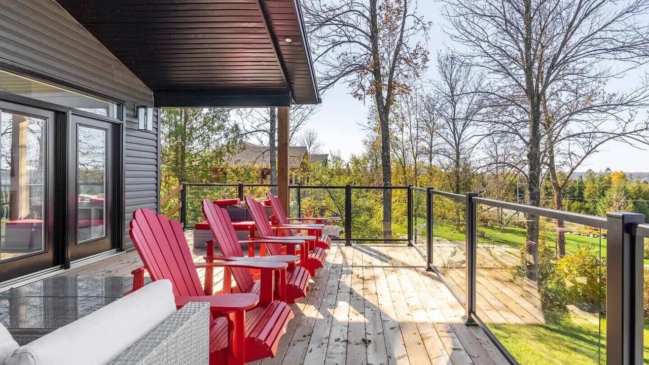 Photo of Patio Balcony in Colpoys Bay