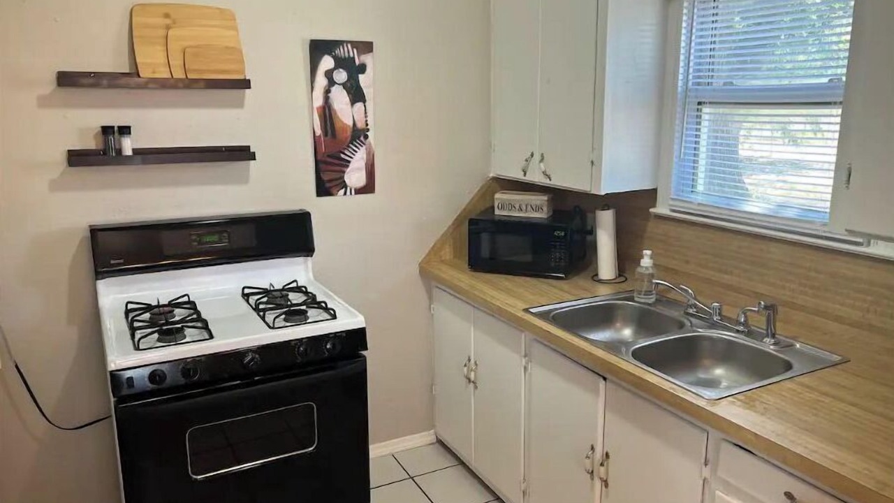 Photo of Kitchen in Del City