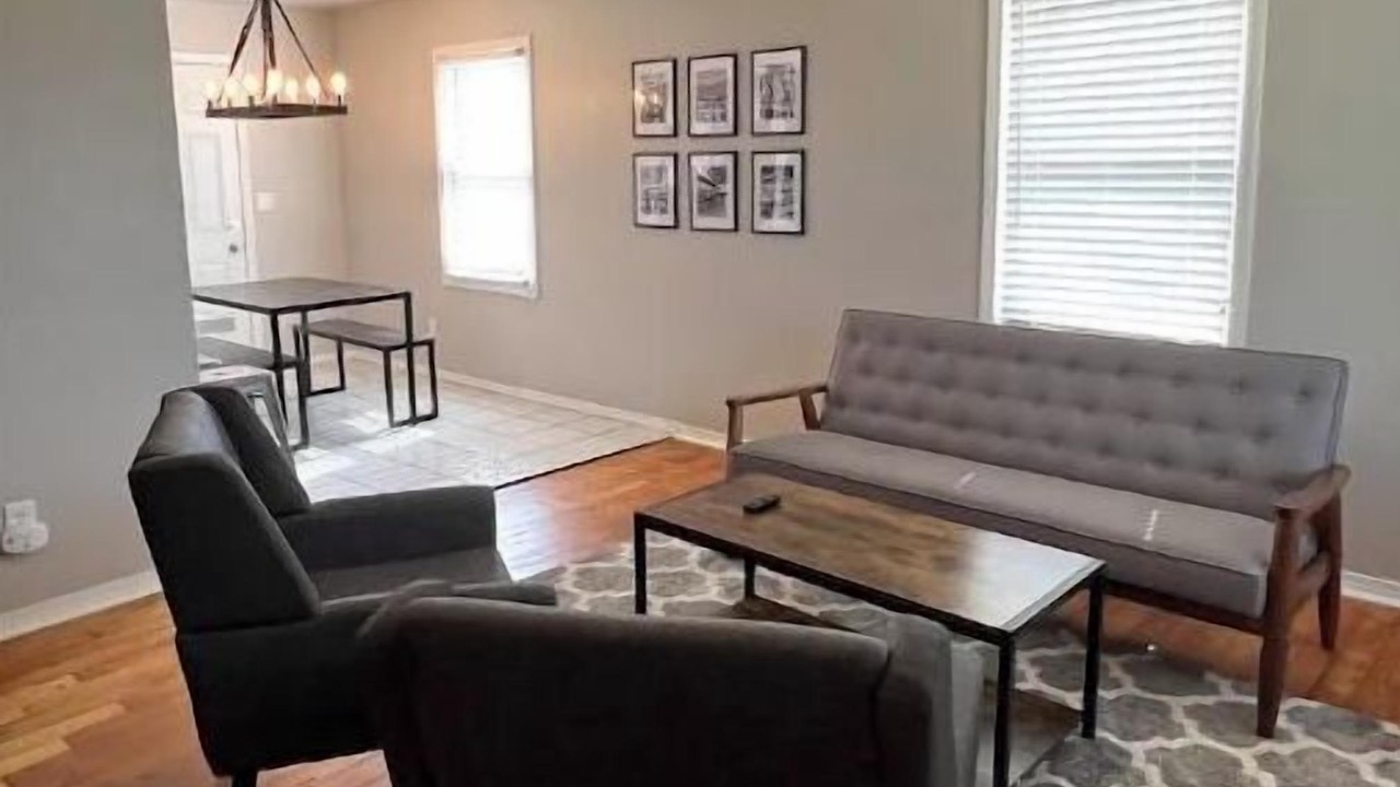 Photo of Livingroom in Del City