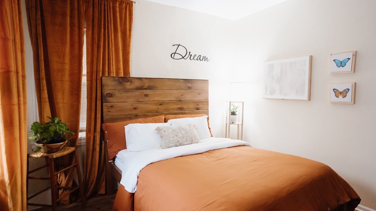 Photo of Bedroom in Neighborhood of the Arts