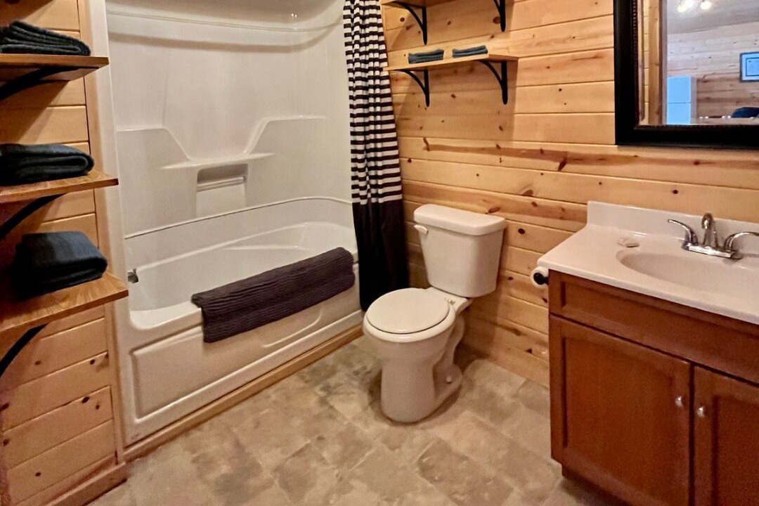 Photo of Bathroom in Sioux Narrows Nestor Falls
