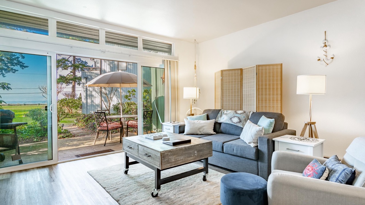 Photo of Livingroom in Birch Bay