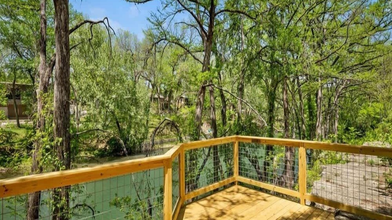 Photo of Others in Canyon Lake