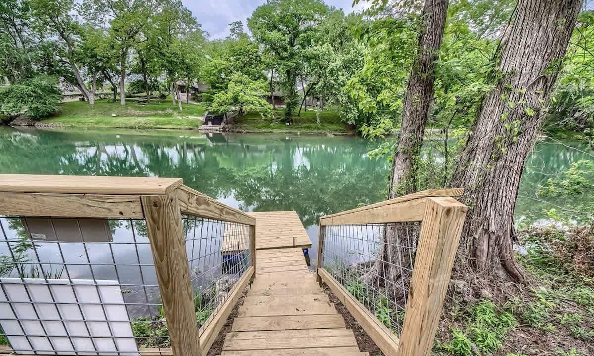 Photo of Outdoor in Canyon Lake