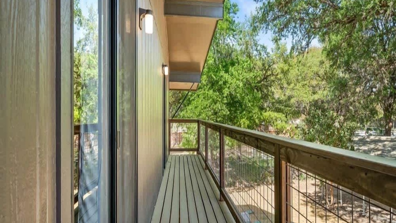 Photo of Patio Balcony in Canyon Lake