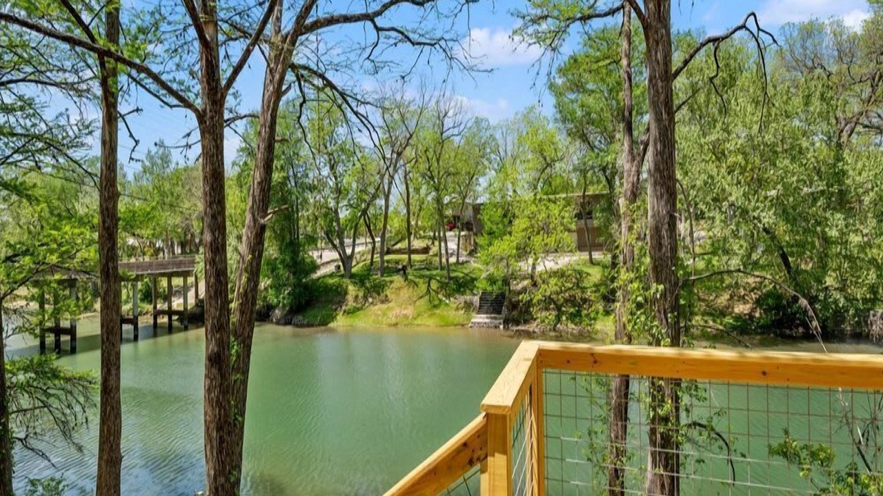 Photo of Others in Canyon Lake