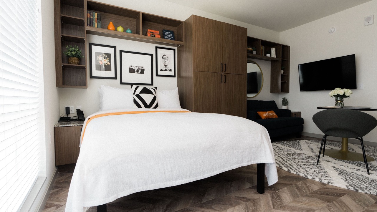 Photo of Bedroom in Urbana