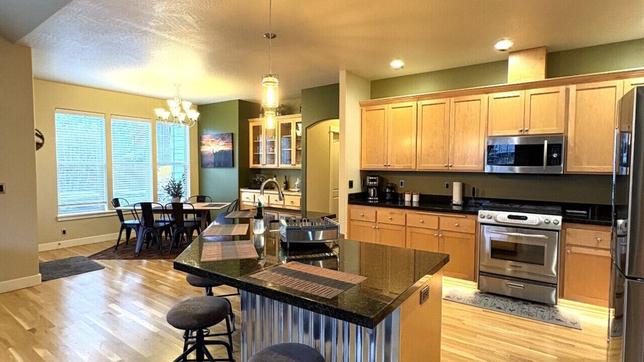 Photo of Others in Alvadore