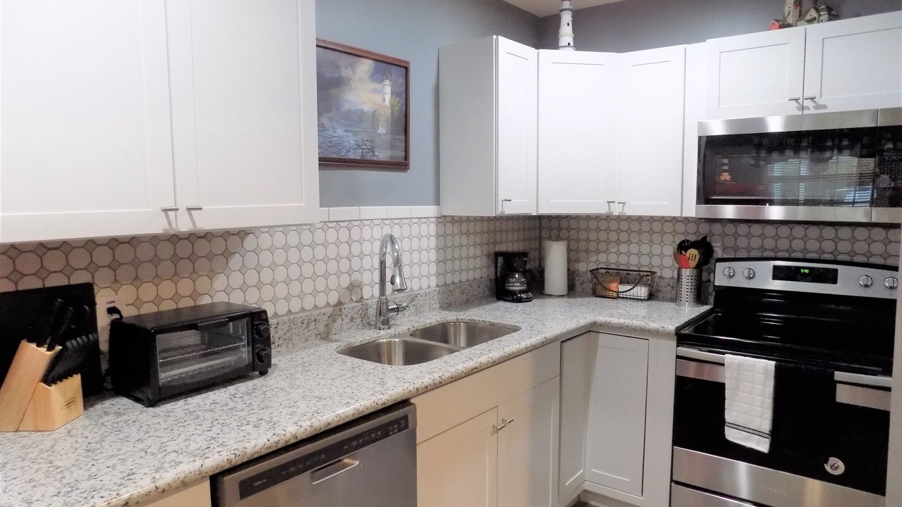 Photo of Kitchen in Navy Point