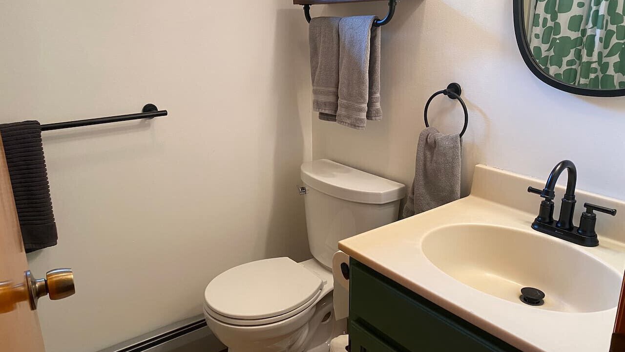 Photo of Bathroom in Roxbury