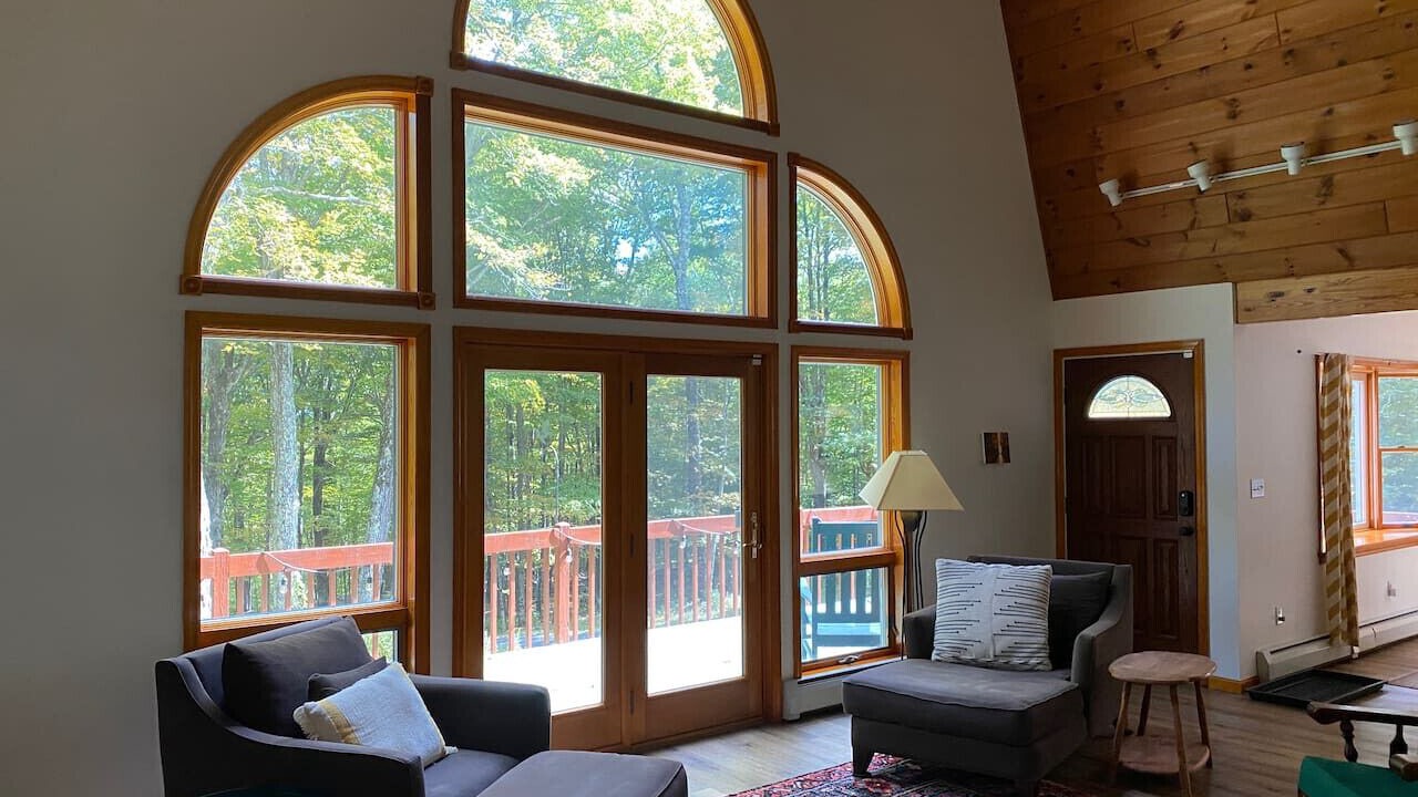 Photo of Livingroom in Roxbury