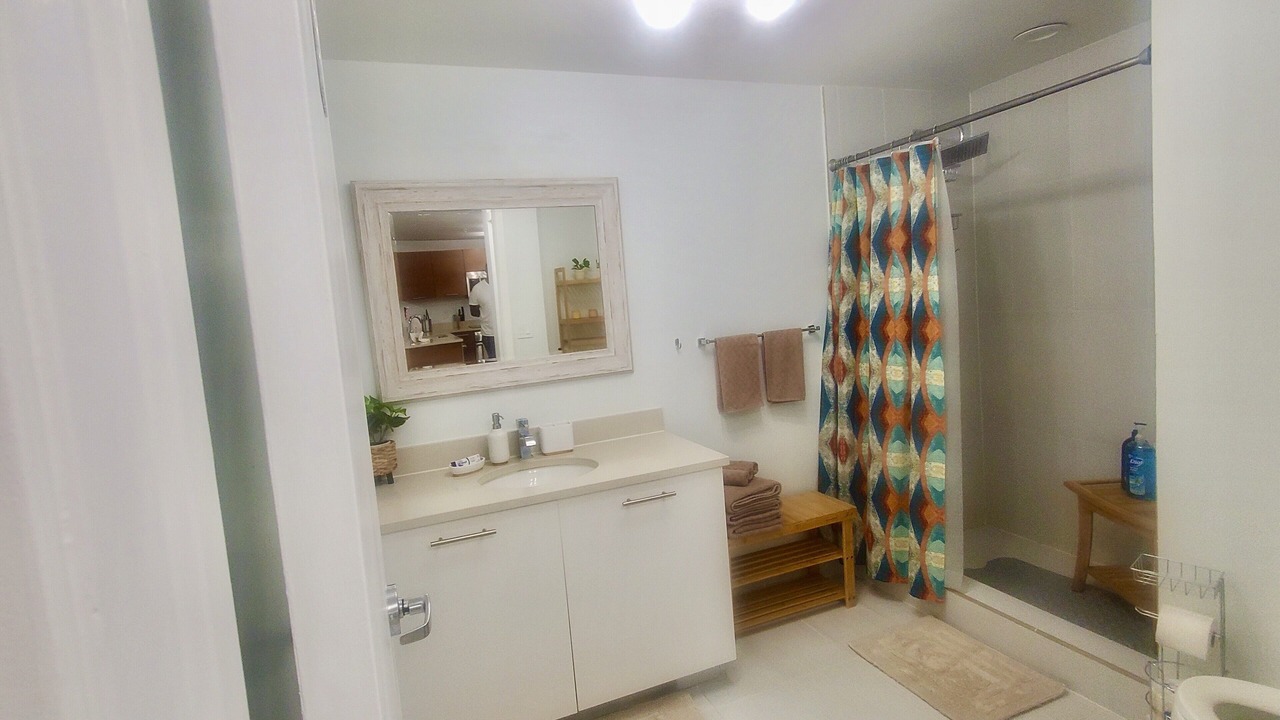 Photo of Bathroom in Midtown
