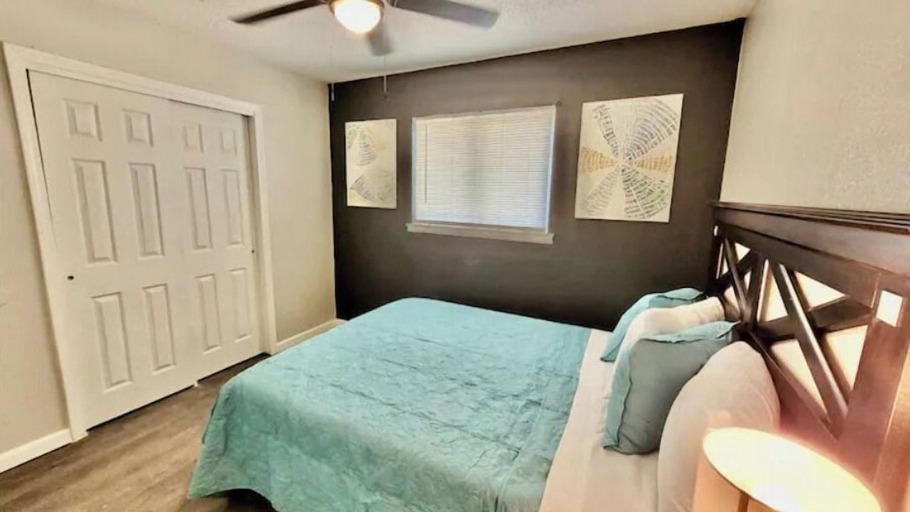 Photo of Bedroom in Biggs Field