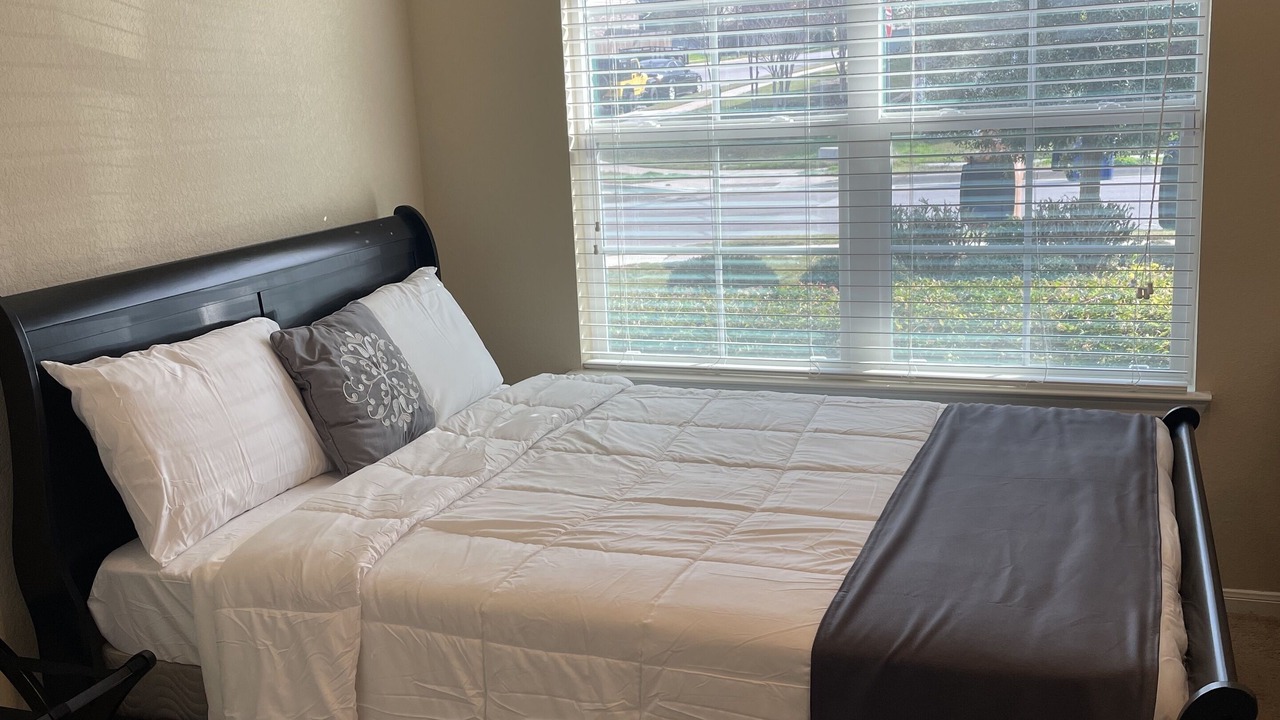 Photo of Bedroom in Pflugerville