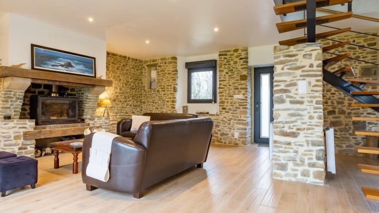 Photo of Livingroom in Surville