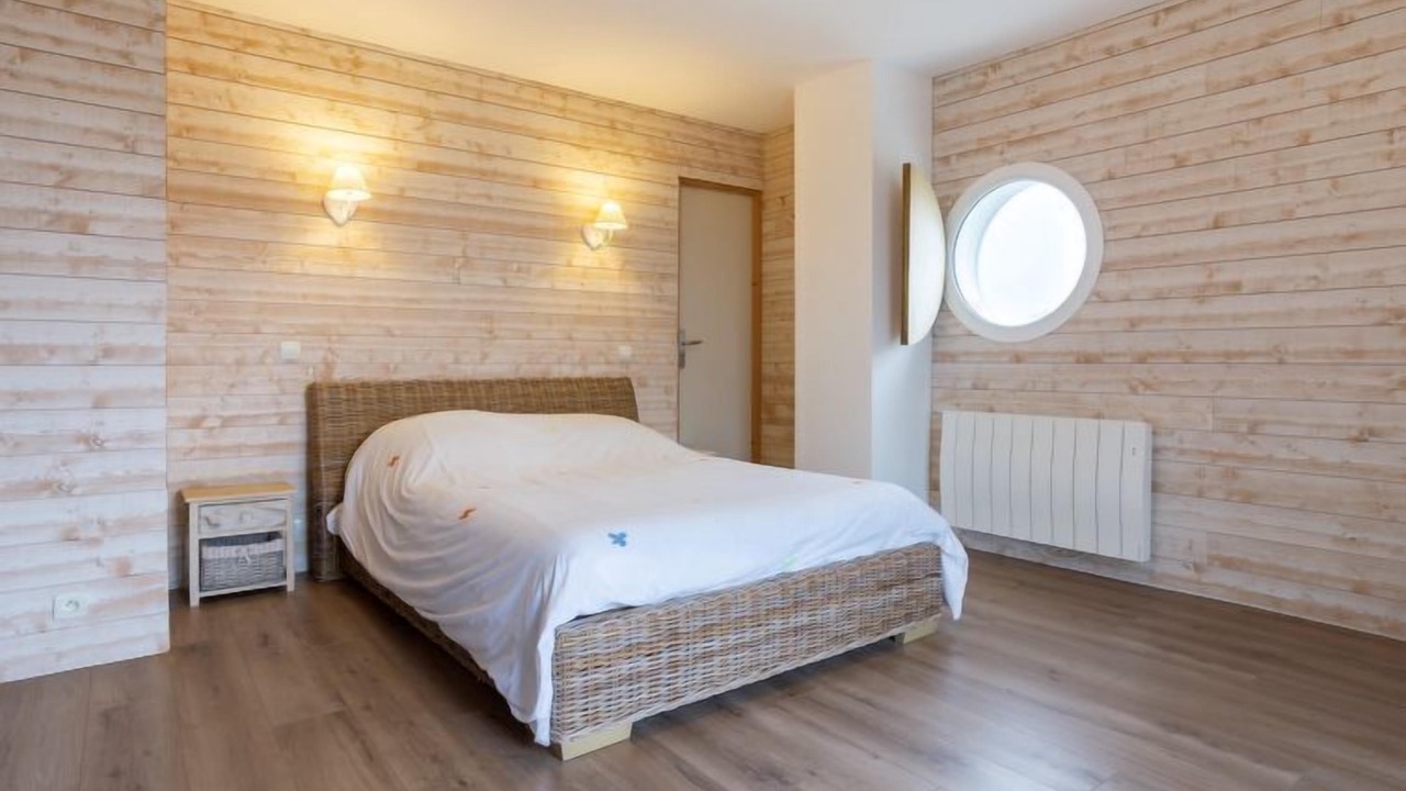 Photo of Others in Denneville