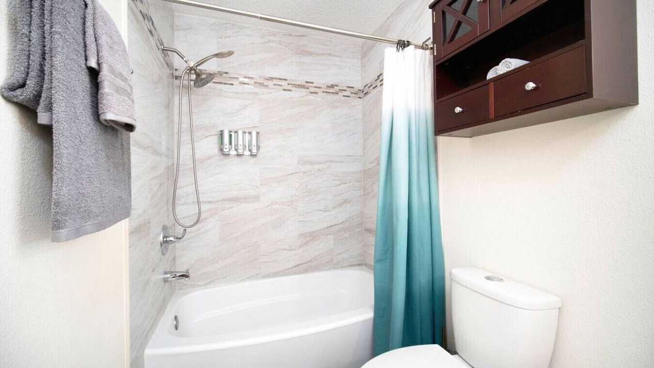 Photo of Bathroom in Sunbeam