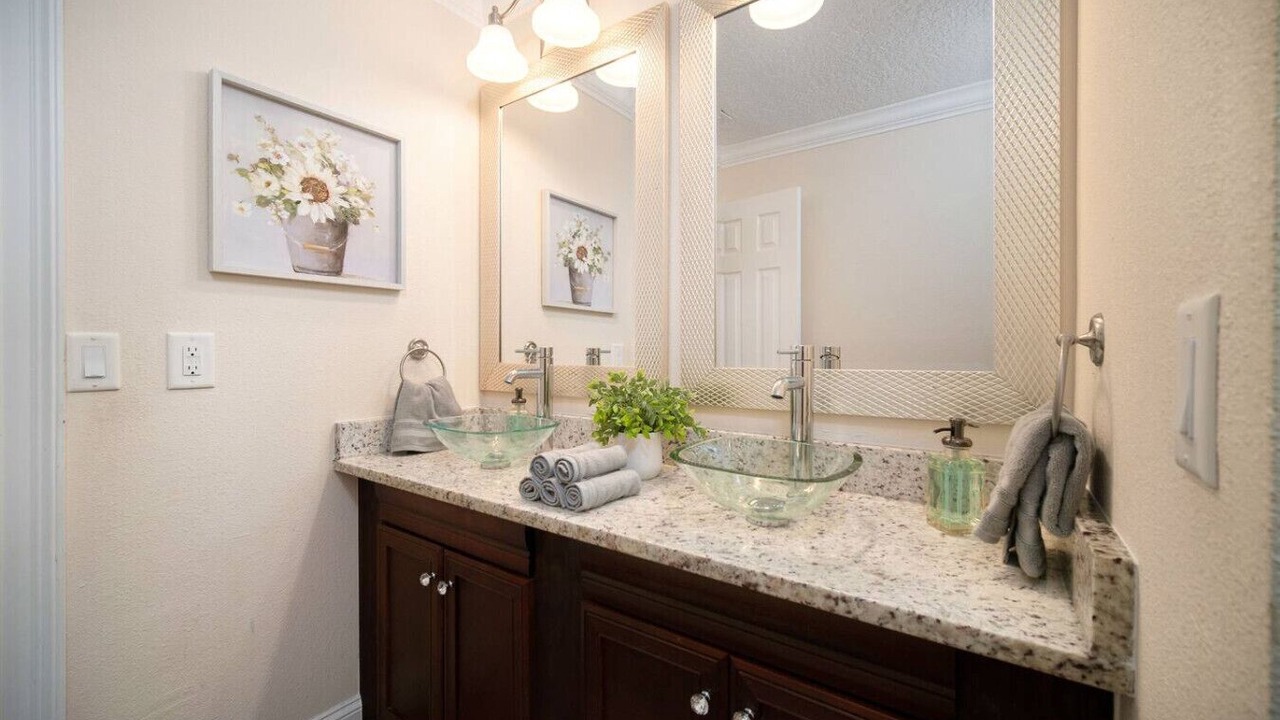 Photo of Bathroom in Sunbeam