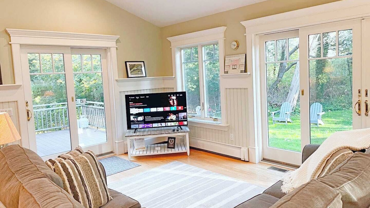 Photo of Livingroom in Eastham