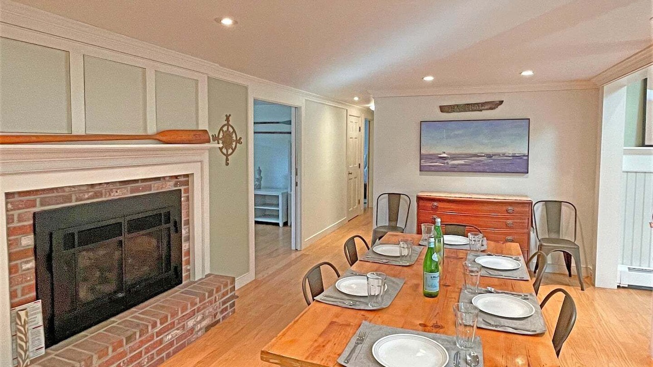 Photo of Livingroom in Eastham