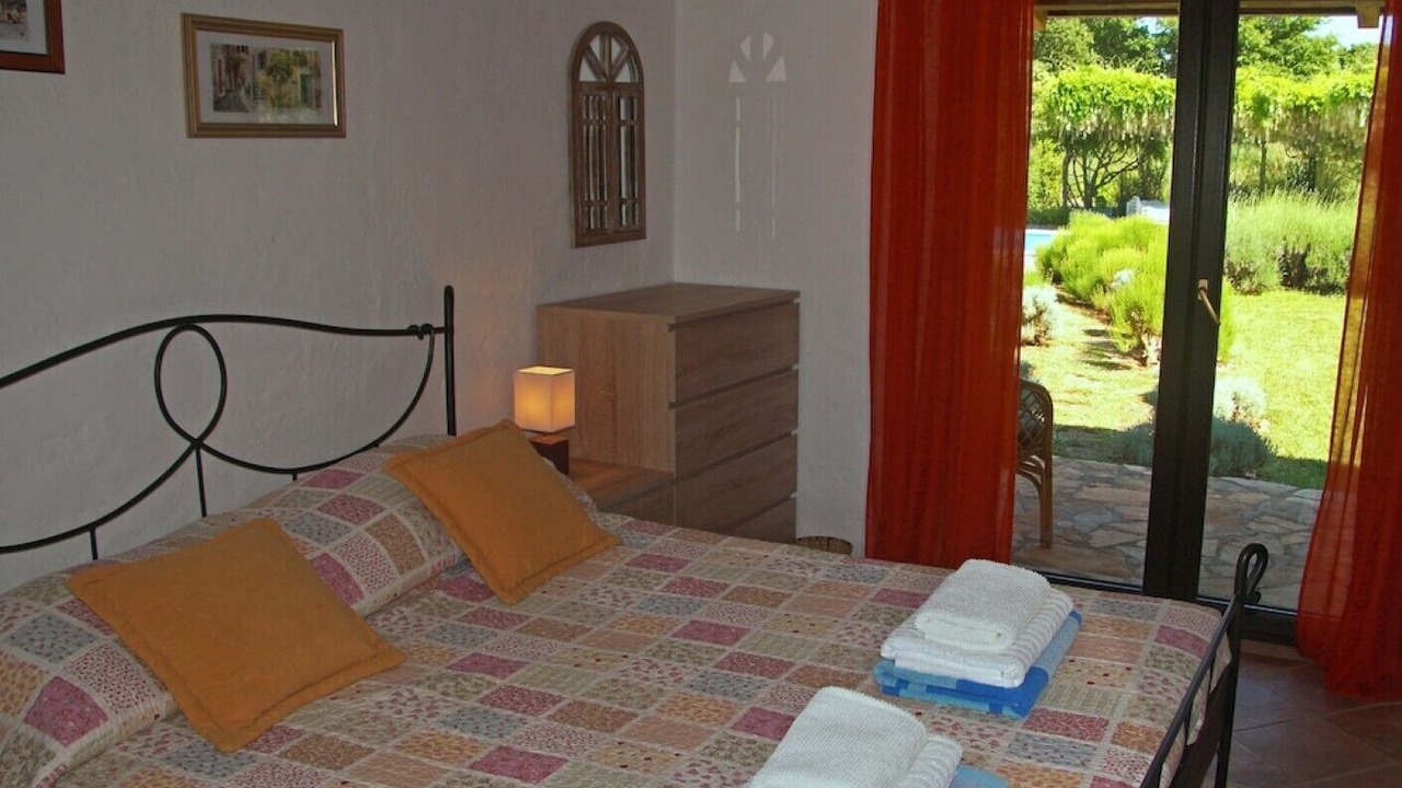 Photo of Bedroom in Baderna