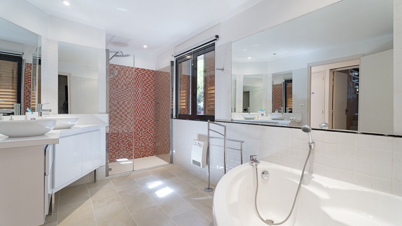 Photo of Others in Valbonne