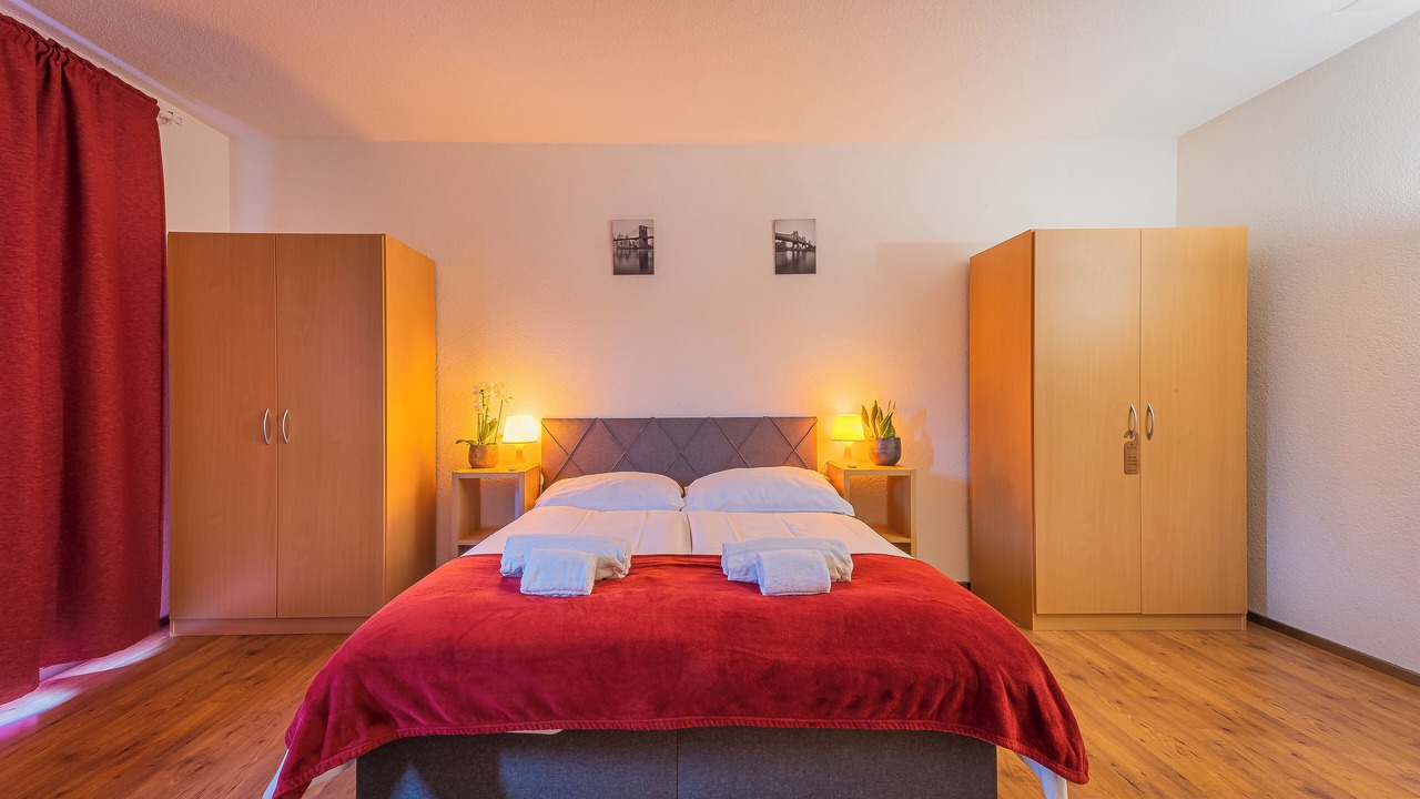 Photo of Bedroom in La Tour-de-Treme