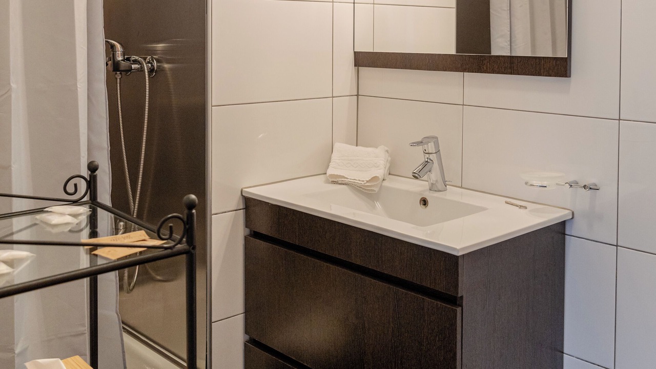 Photo of Bathroom in La Tour-de-Treme
