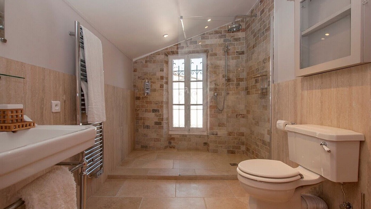Photo of Others in Mougins