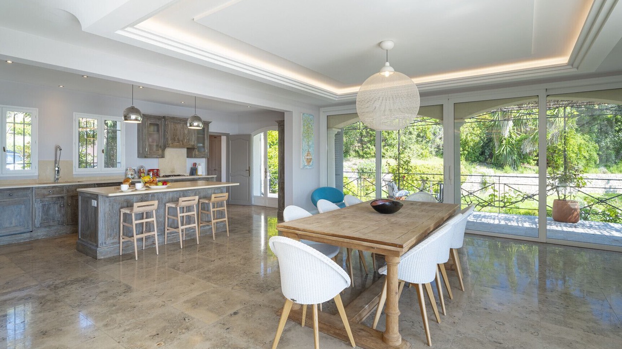 Photo of Others in Mouans-Sartoux