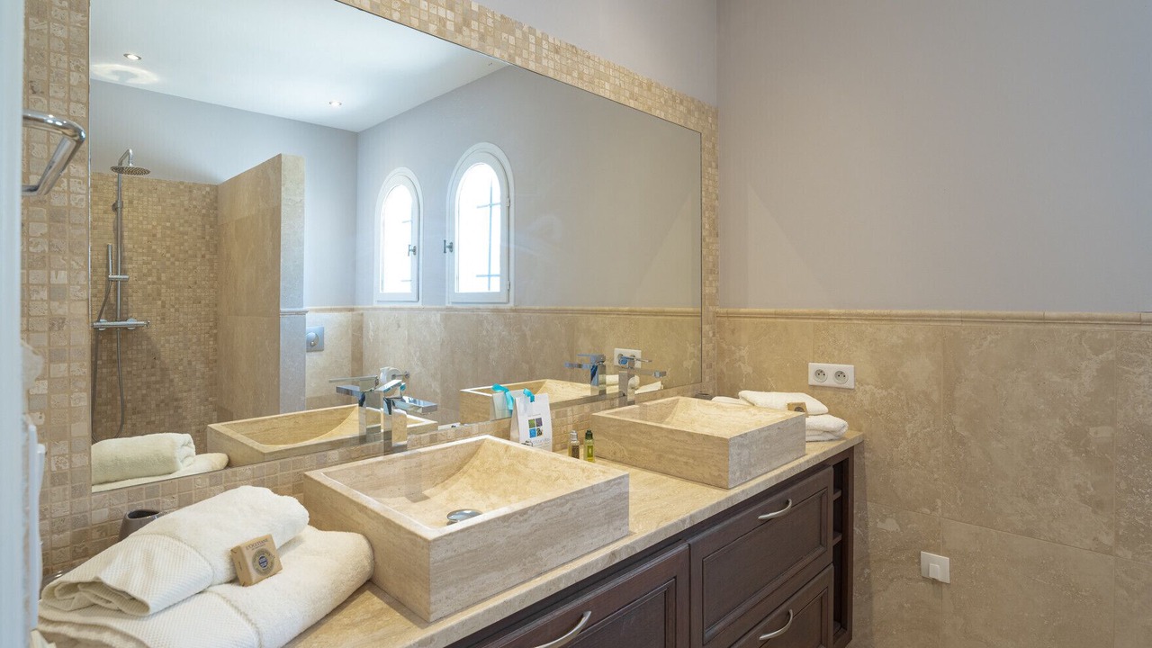 Photo of Others in Mouans-Sartoux