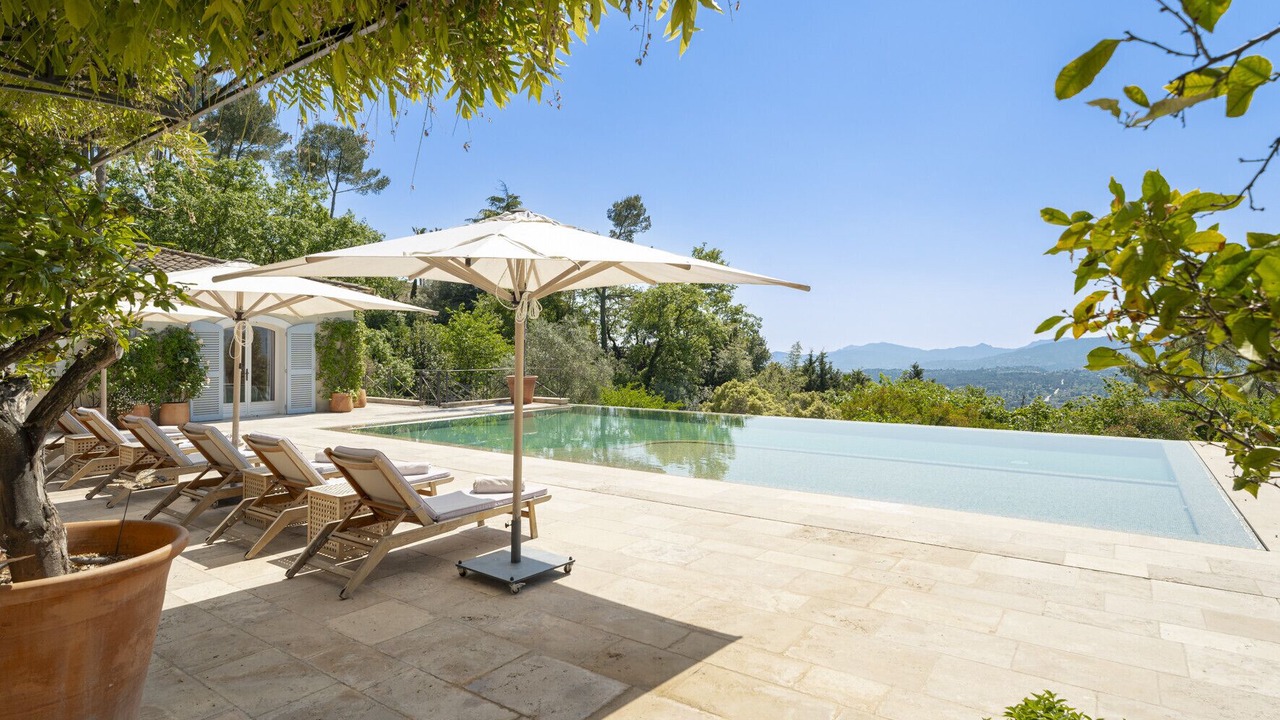 Photo of Others in Mouans-Sartoux