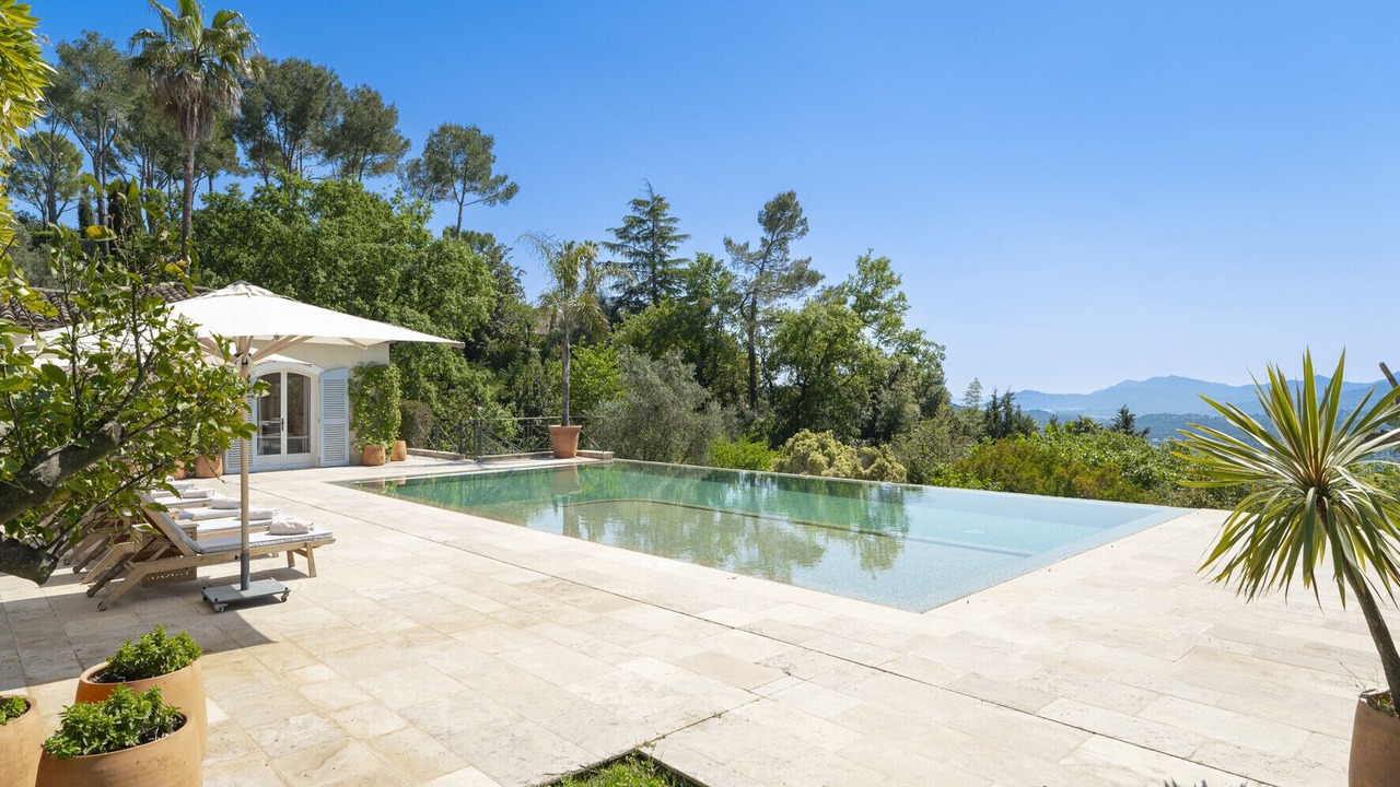 Photo of Others in Mouans-Sartoux