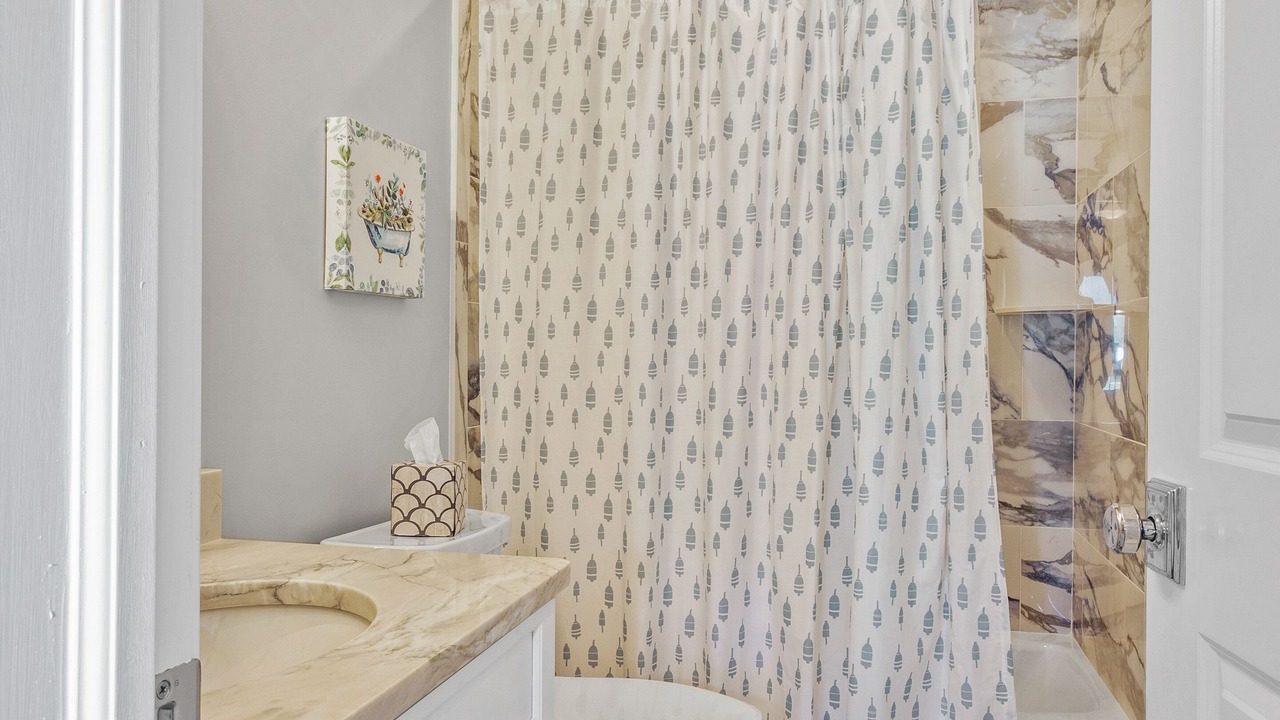 Photo of Bathroom in Avalon