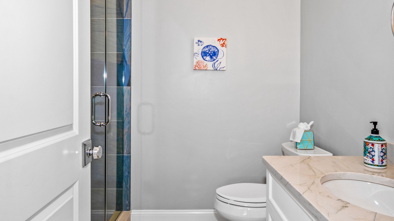 Photo of Bathroom in Avalon
