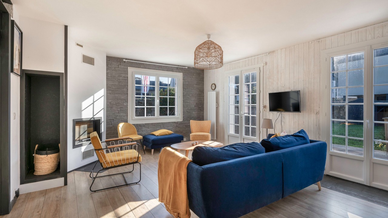 Photo of Livingroom in Arzon