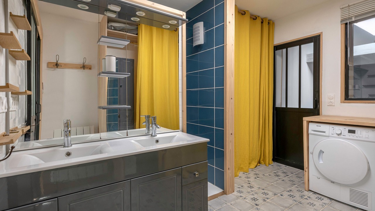 Photo of Bathroom in Arzon