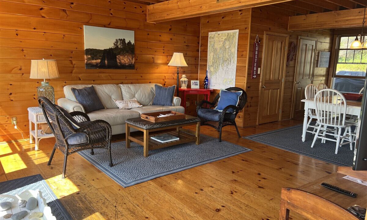 Photo of Livingroom in Ocean Point