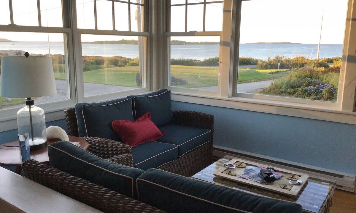 Photo of Livingroom in Ocean Point