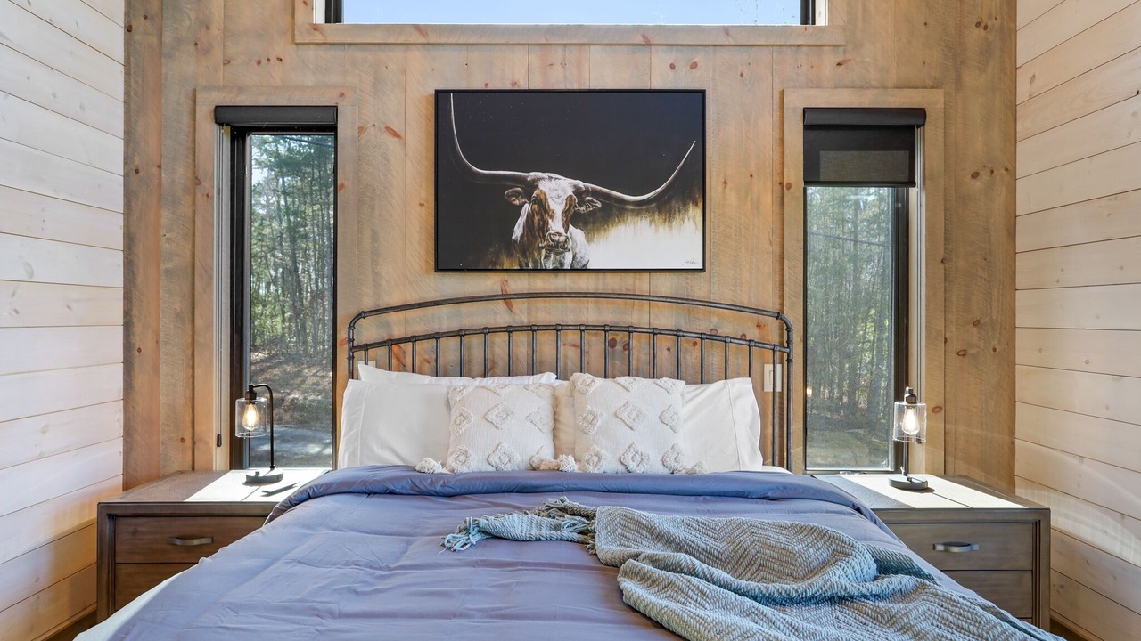 Photo of Bedroom in Cashes Valley