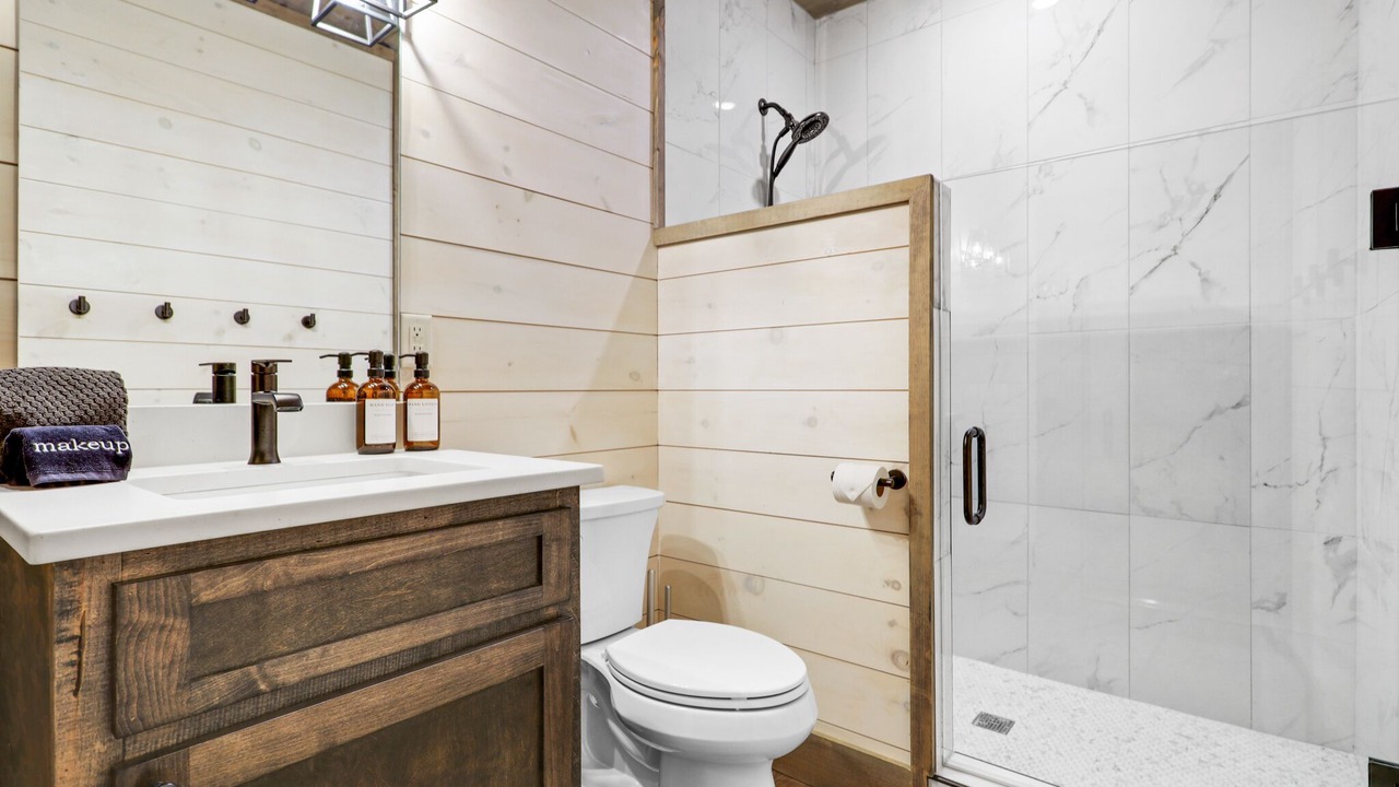 Photo of Bathroom in Cashes Valley