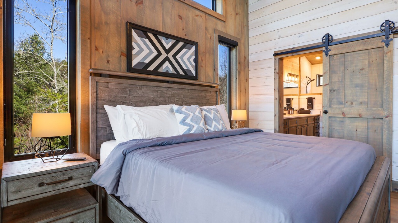 Photo of Bedroom in Cashes Valley